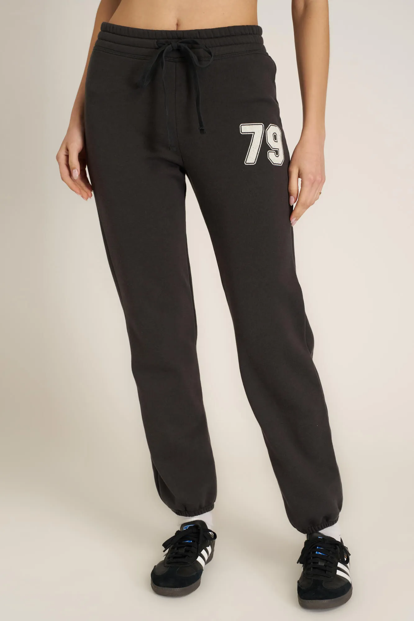 79 Jogger - Washed Black