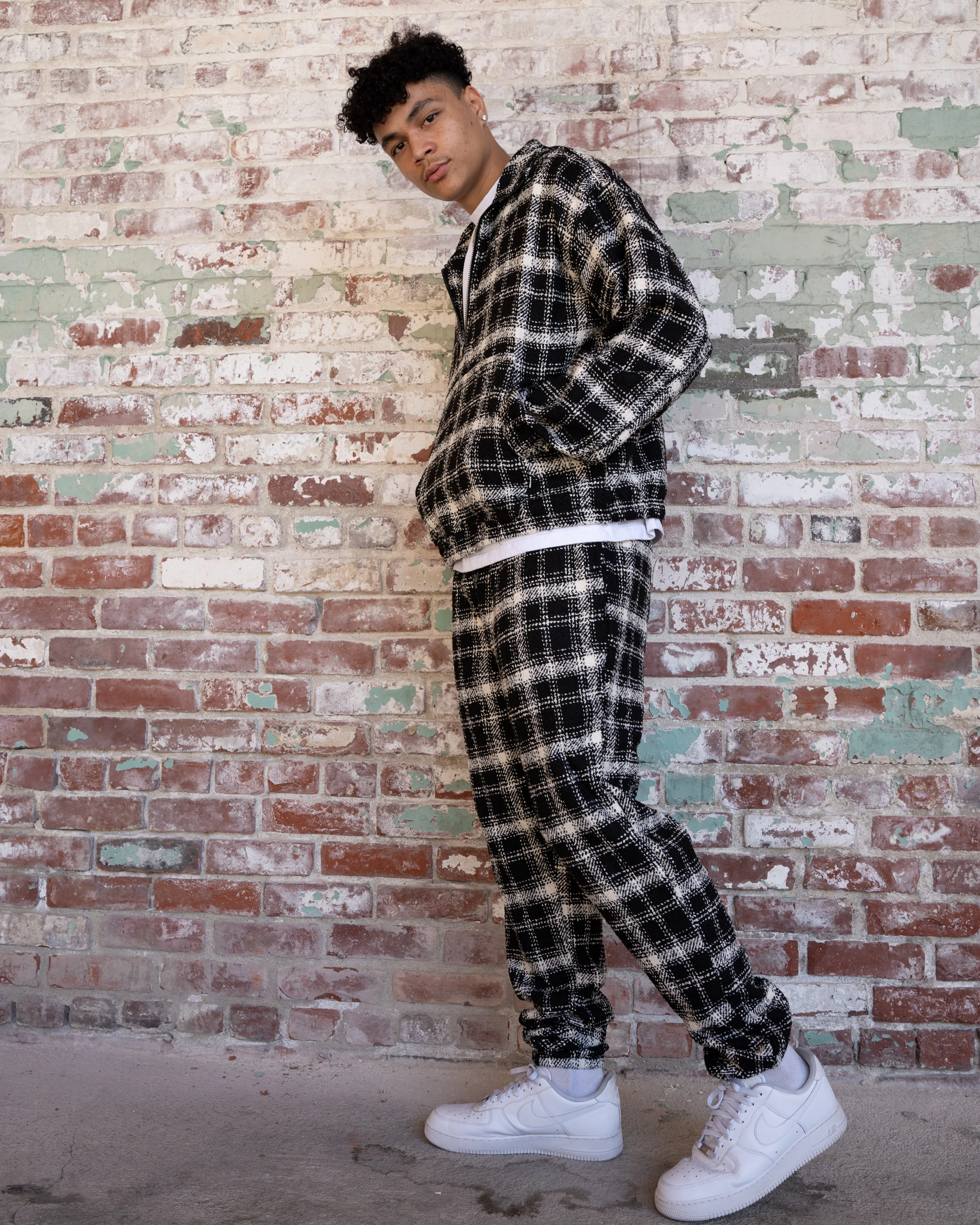 EPTM FLANNEL JOGGERS-BLACK