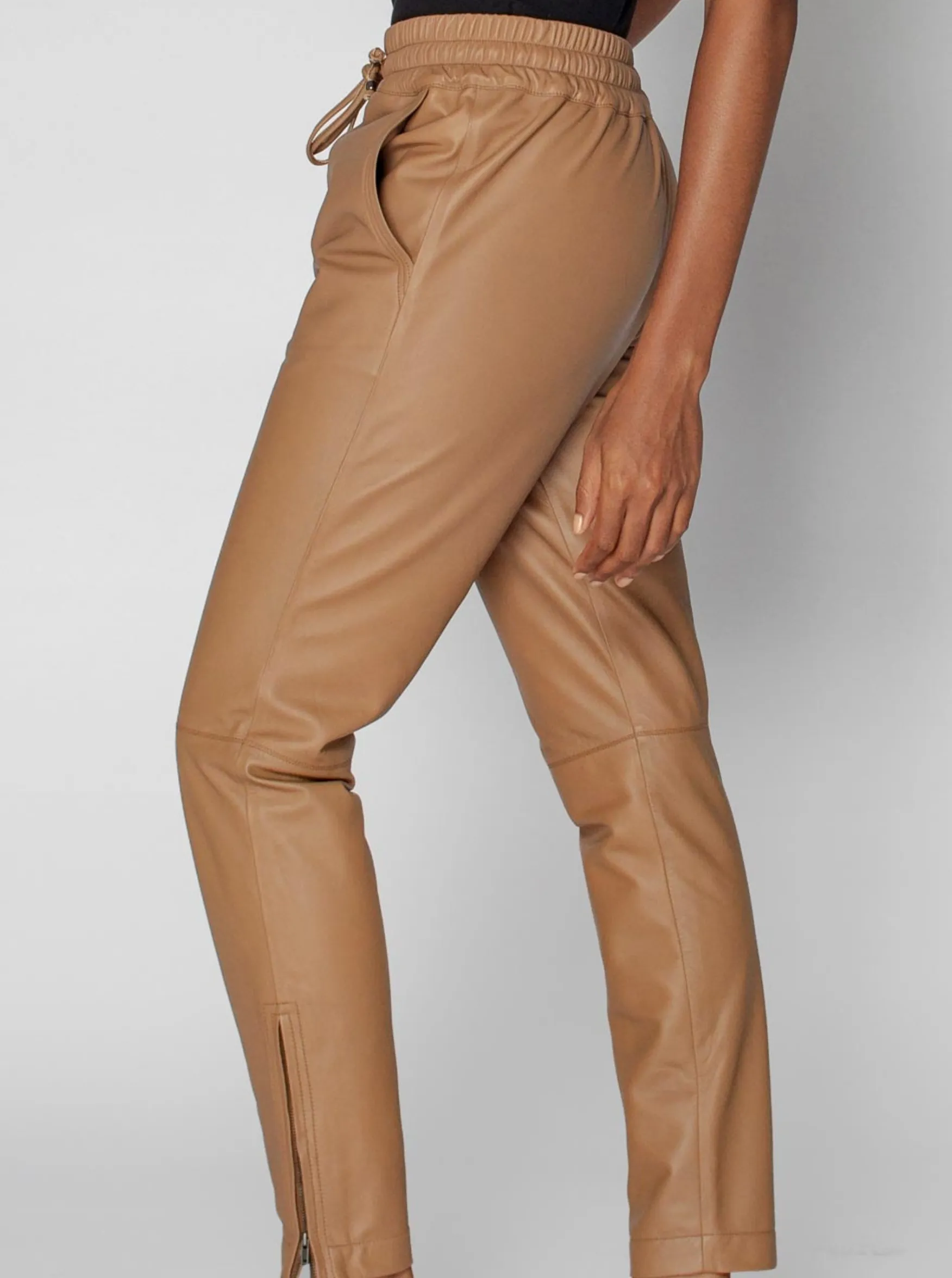 GEMMA LEATHER JOGGER - MOCHA