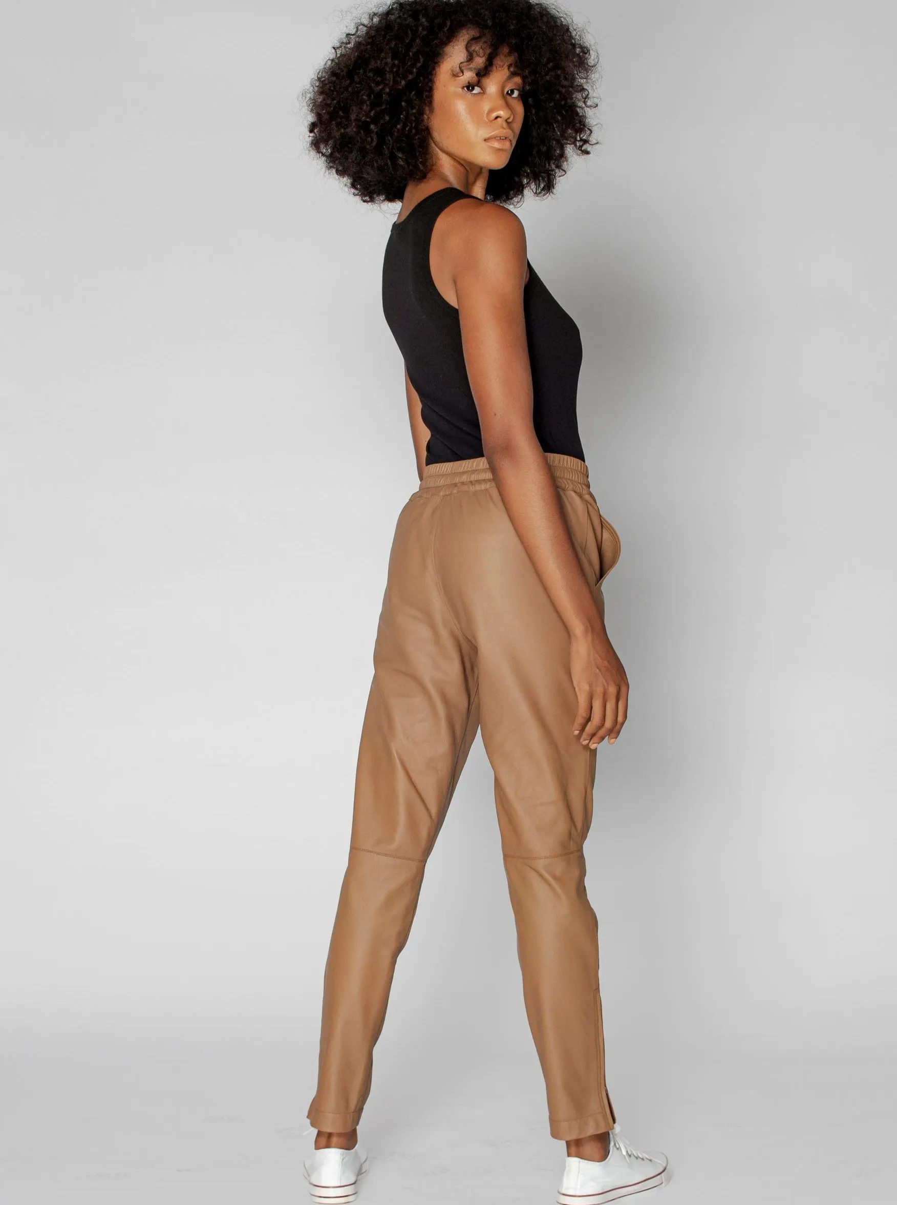 GEMMA LEATHER JOGGER - MOCHA