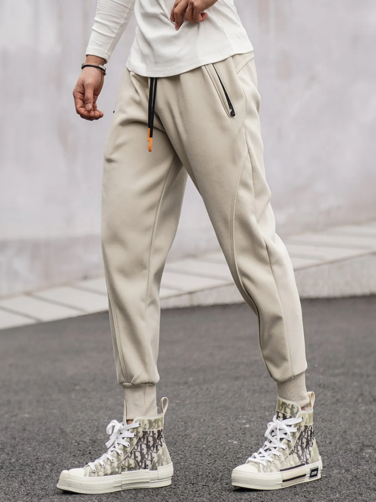 Kinetic Loose fit Sweatpant Jogger All Season Essential