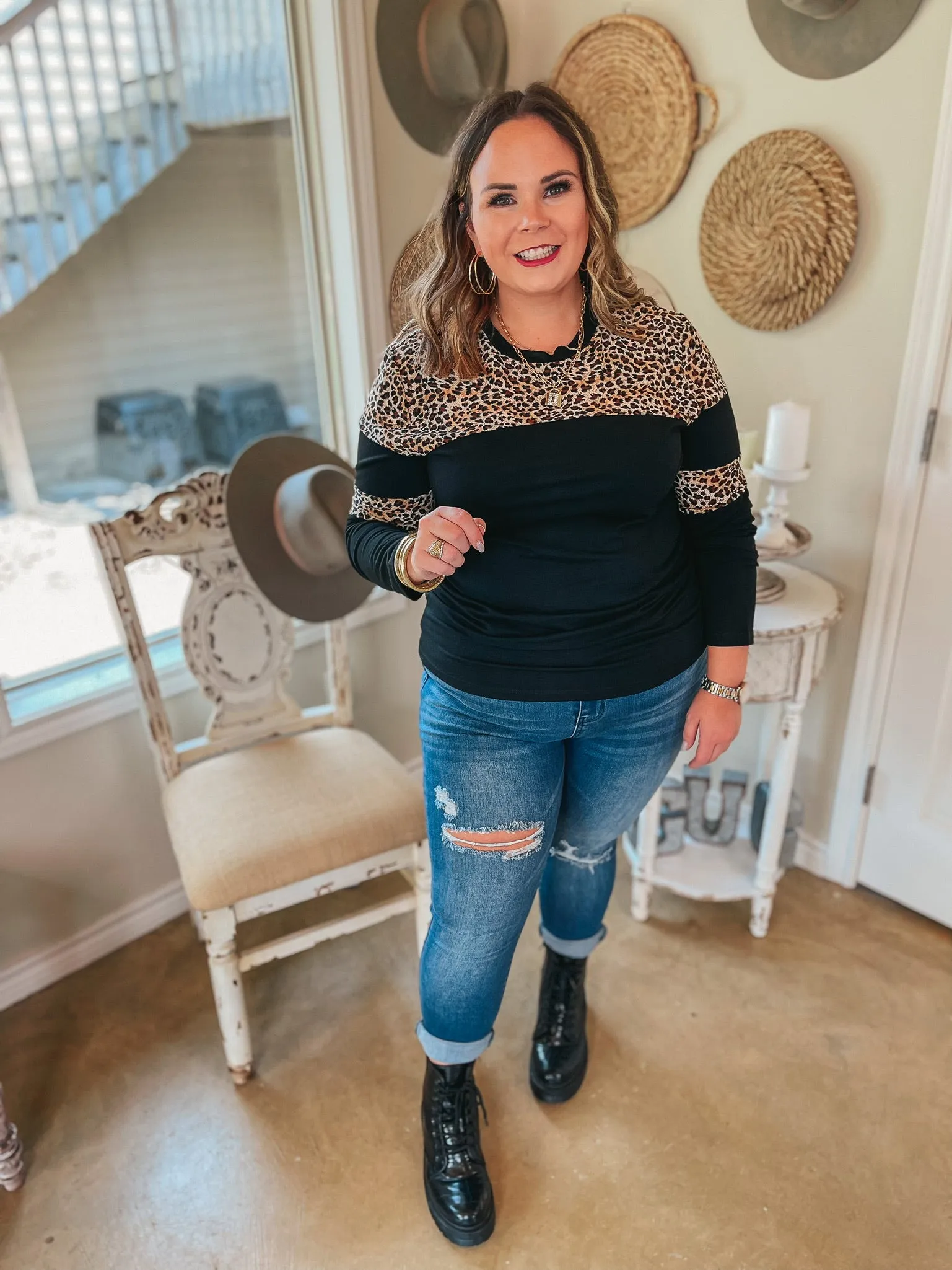 Last Chance Size 3XL | Get the Look Leopard Upper and Elbow Long Sleeve Top in Black