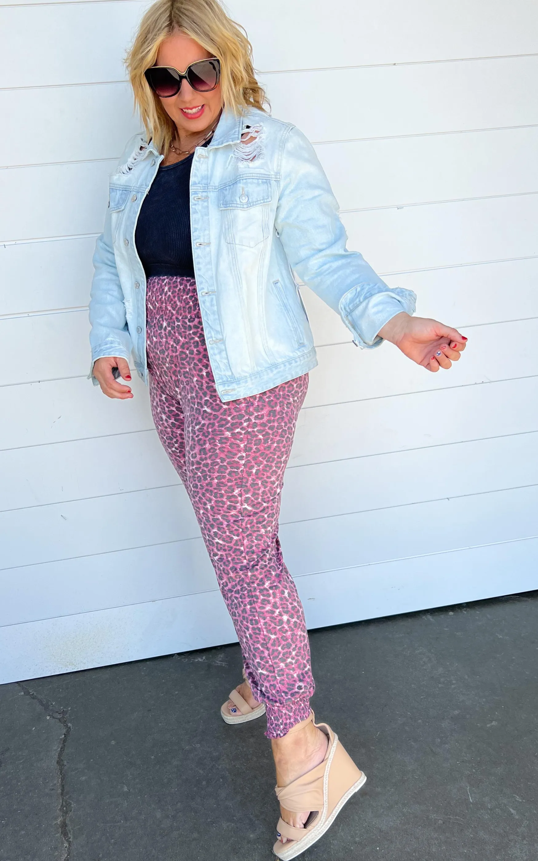 LEOPARD HIGH-WAISTED SMOCKED LOUNGE JOGGER PANTS