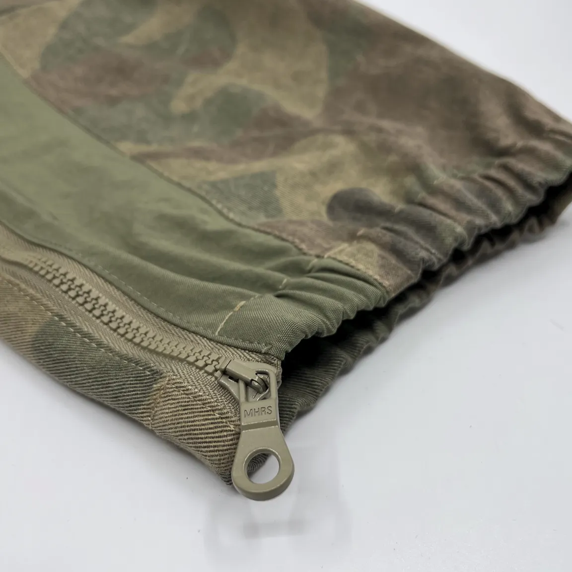 "WARPED VINTAGE CAMO" JOGGER