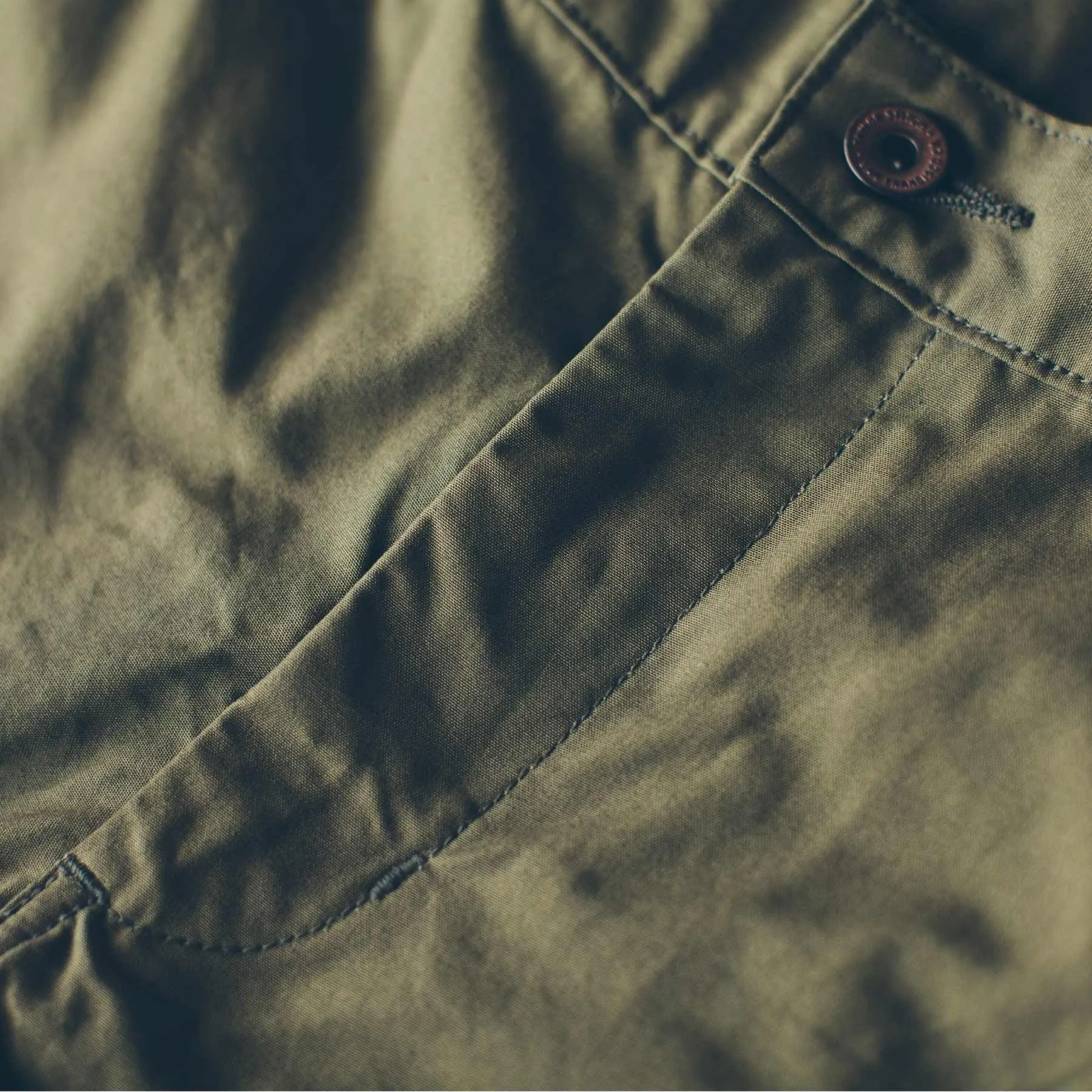 The Travel Chino in Olive